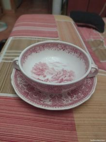 Antiques: tazón y platillo de consomé de porcelana villeroy & boch mettlach saar, germany.burgenland,rojo